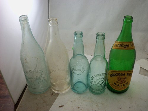 Lot crown top blob - &,